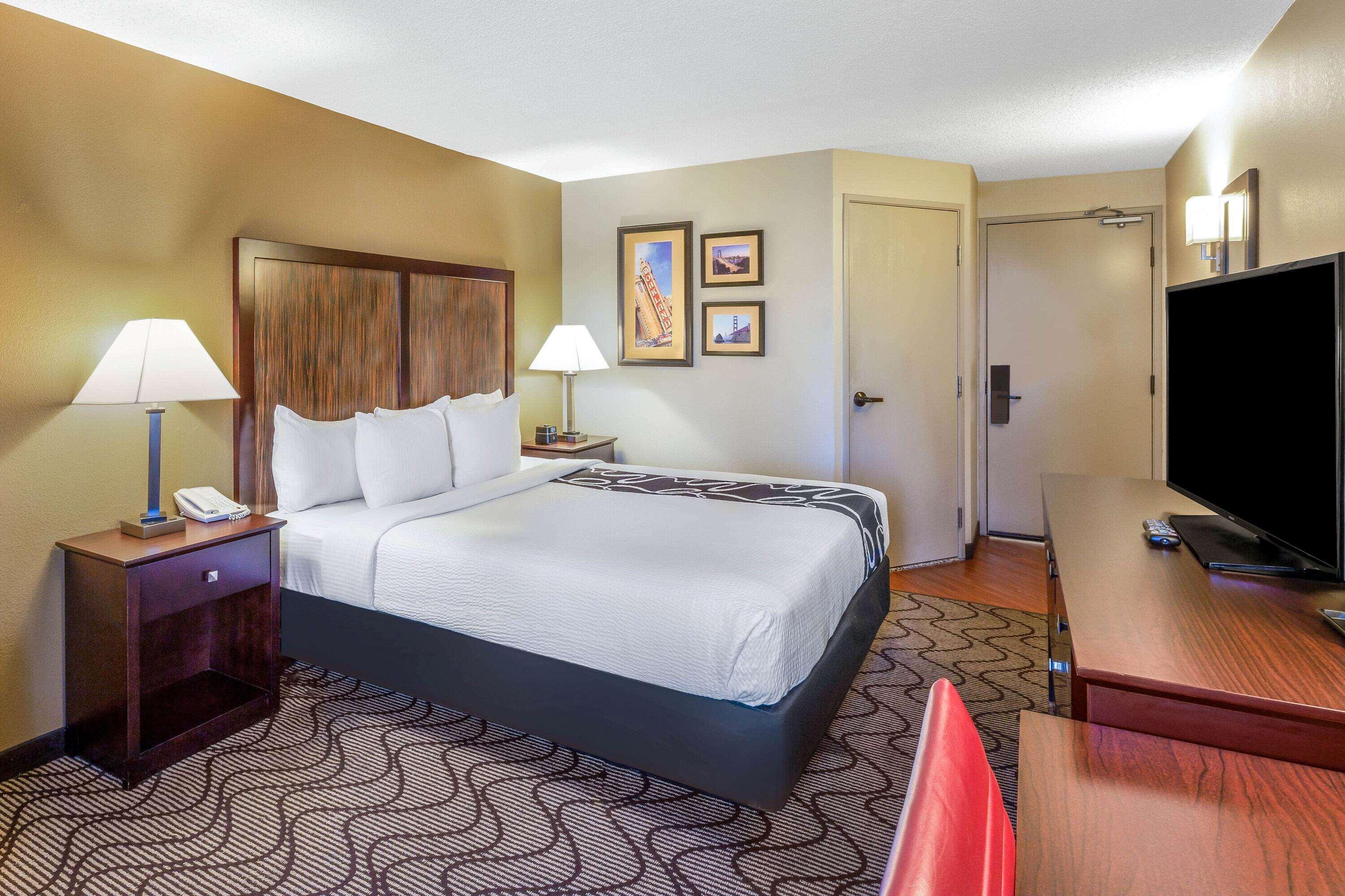 Oakland Airport Arena Hotel Exterior foto